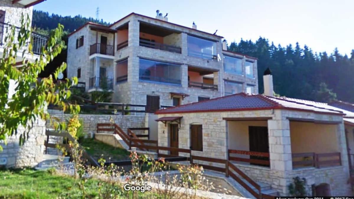 La Casa Di Pietra Villa Karpenísion Eksteriør bilde